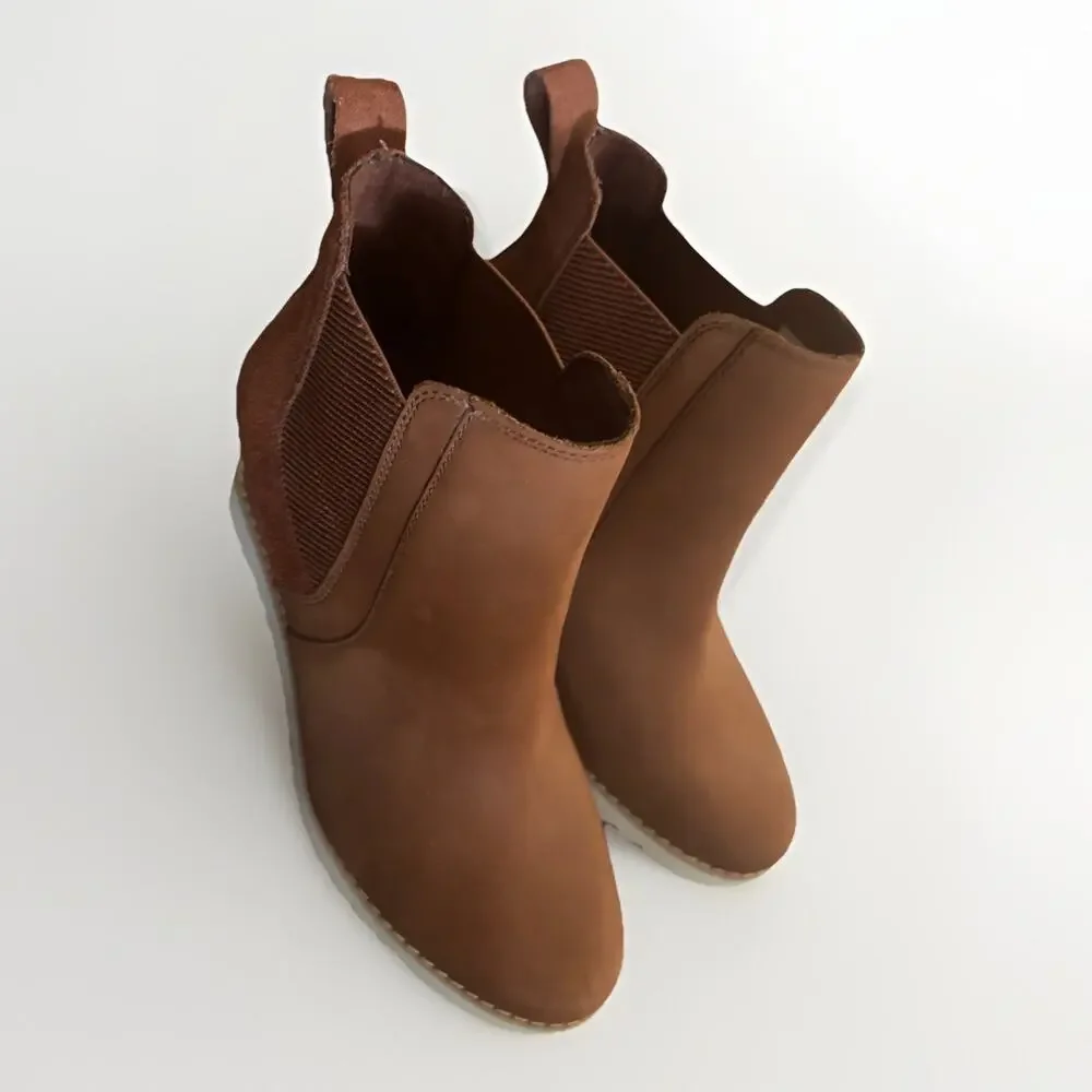 TOMS Women's Maddie Wedge Boot size 7.5 Dark Ember Oiled
